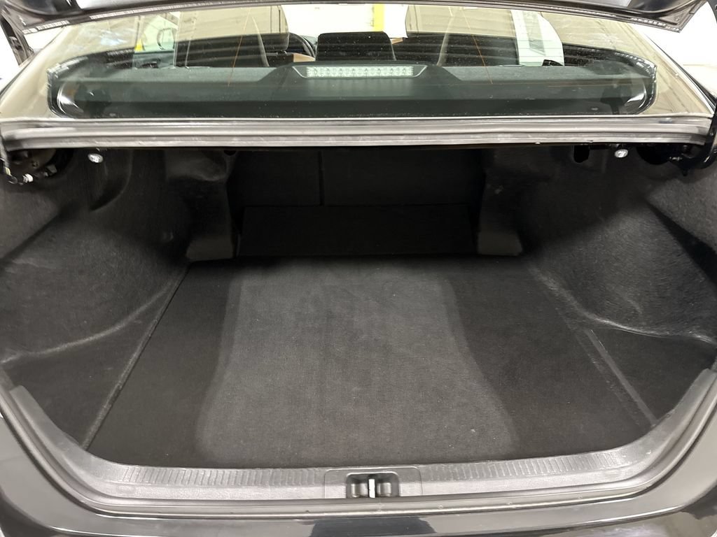 Used 2025 Toyota Camry Hybrid FWD image 23