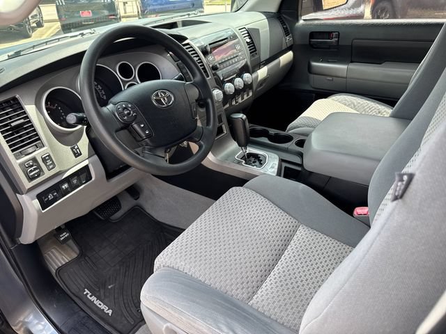 Used 2010 Toyota Tundra 4x4 Double Cab image 11
