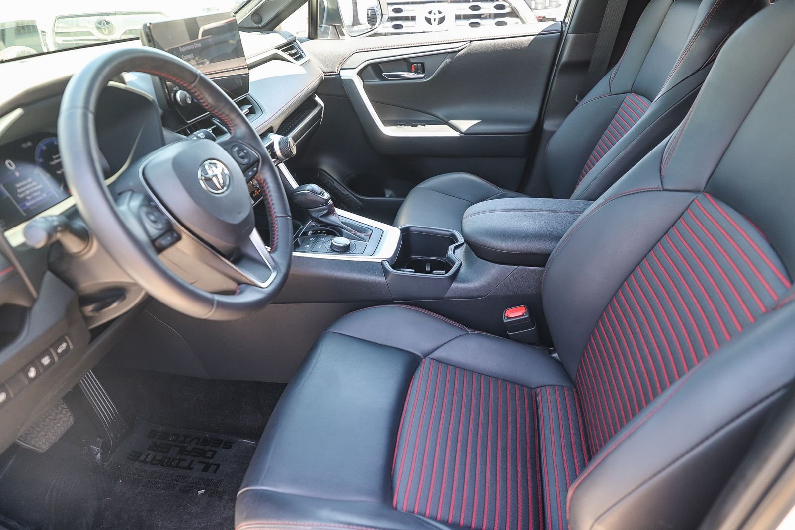 Used 2023 Toyota RAV4 XSE w/ Weather Package AWD/4WD image 18