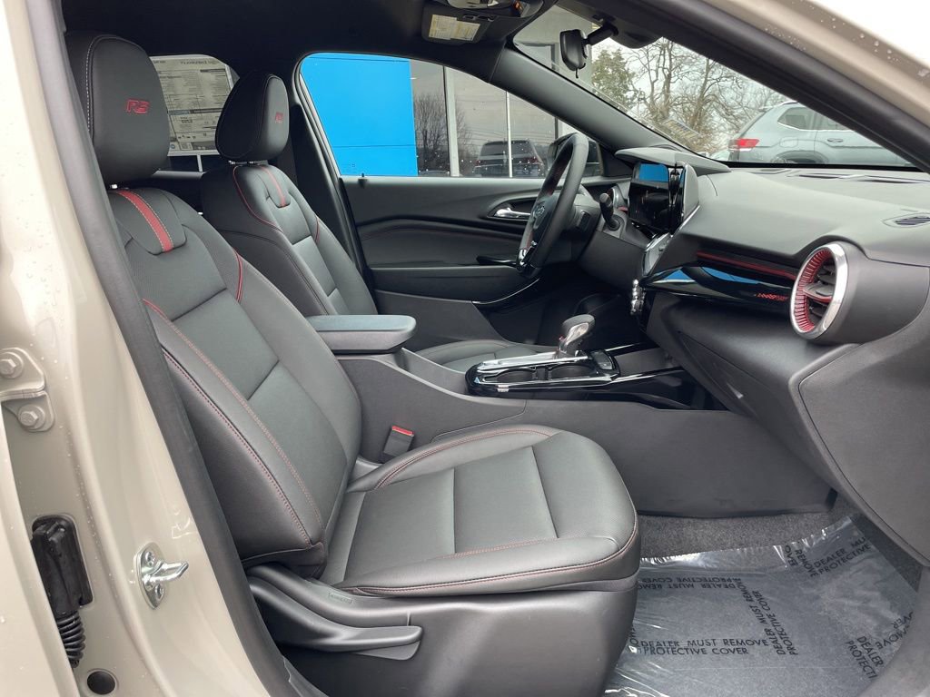New 2026 Chevrolet Trax RS w/ Driver Confidence Package FWD image 25