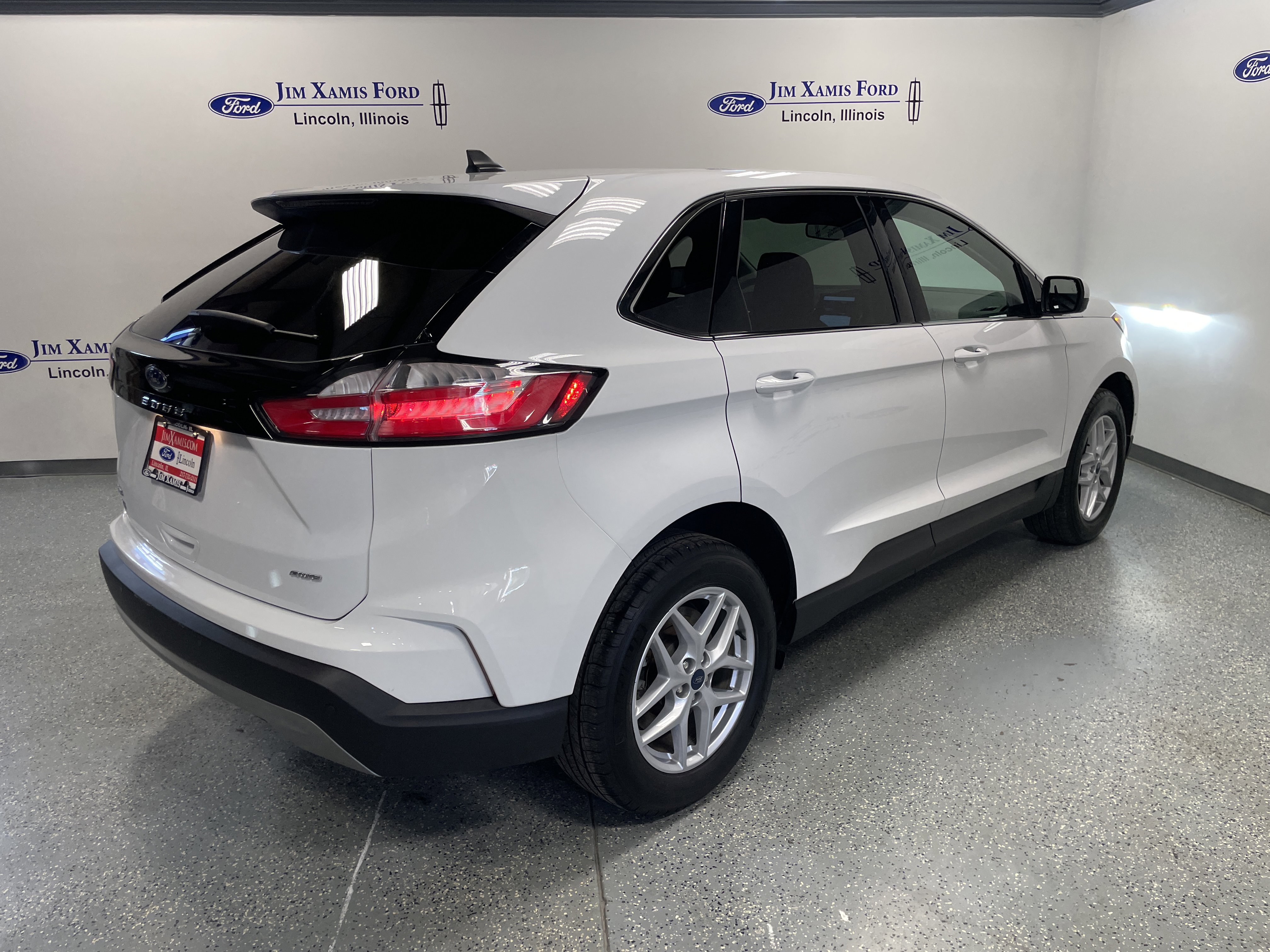 Used 2022 Ford Edge SEL w/ Convenience Package image 6
