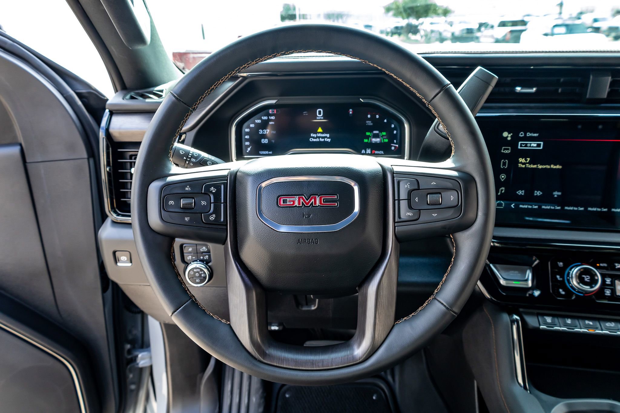 Used 2024 GMC Sierra 2500 AT4 w/ AT4 Premium Plus Package image 18