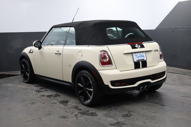 Used 2015 MINI Cooper S image 6