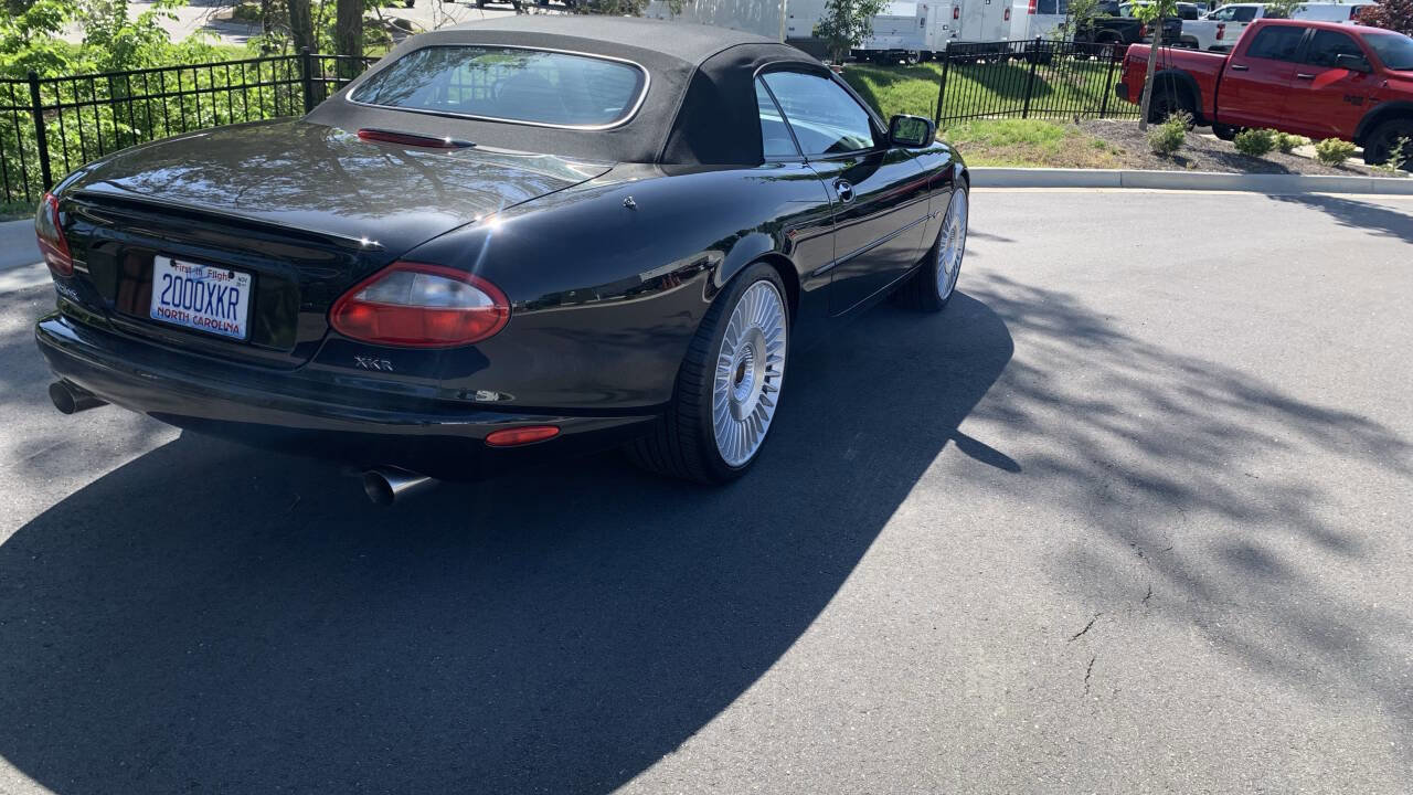 Used 2000 Jaguar XK8 Convertible RWD image 9
