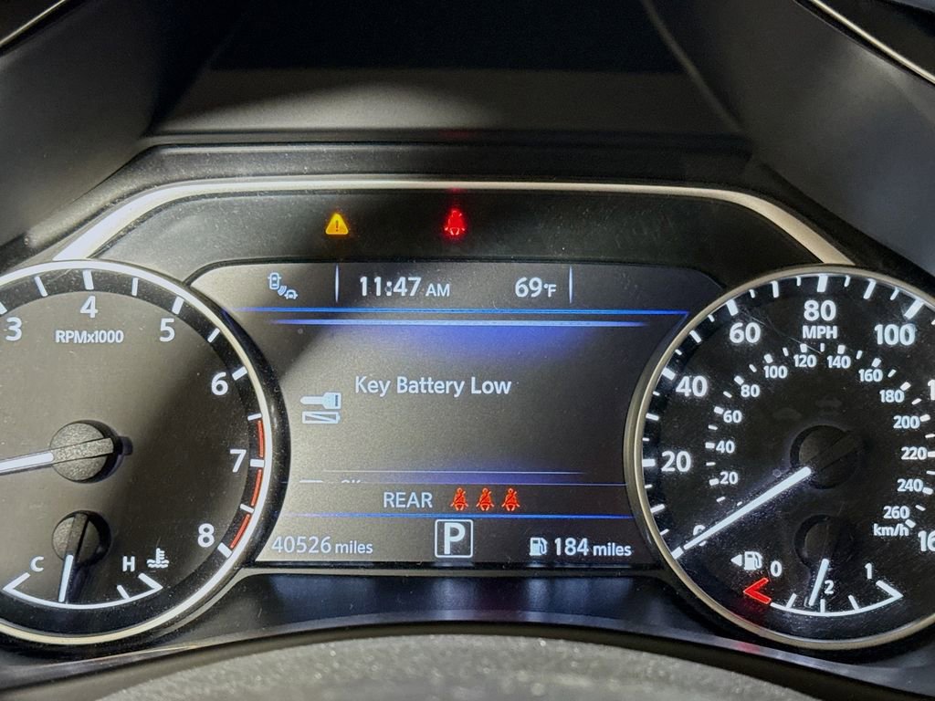 Used 2023 Nissan Murano SL w/ Cargo Package image 10