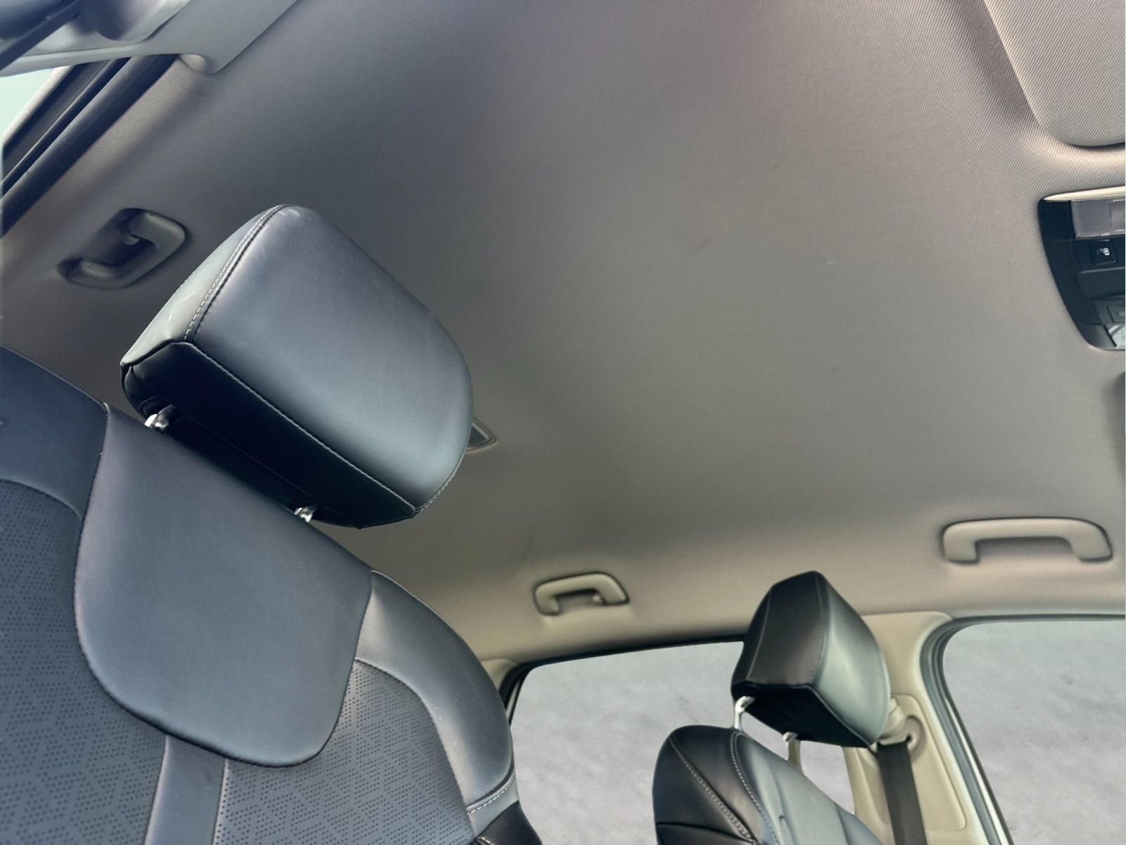 Used 2022 Kia Sorento S image 18