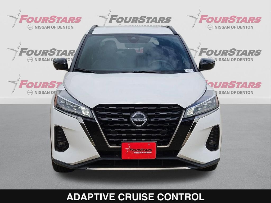 Used 2023 Nissan Kicks SR w/ SR Premium Package image 10
