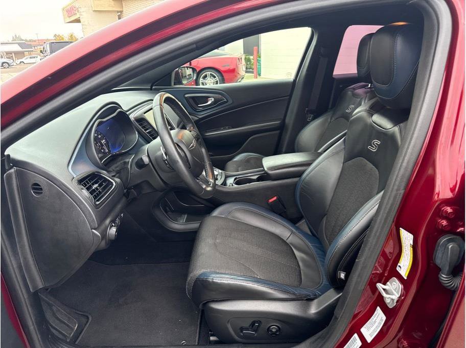 Used 2015 Chrysler 200 S w/ Navigation & Sound Group I image 11