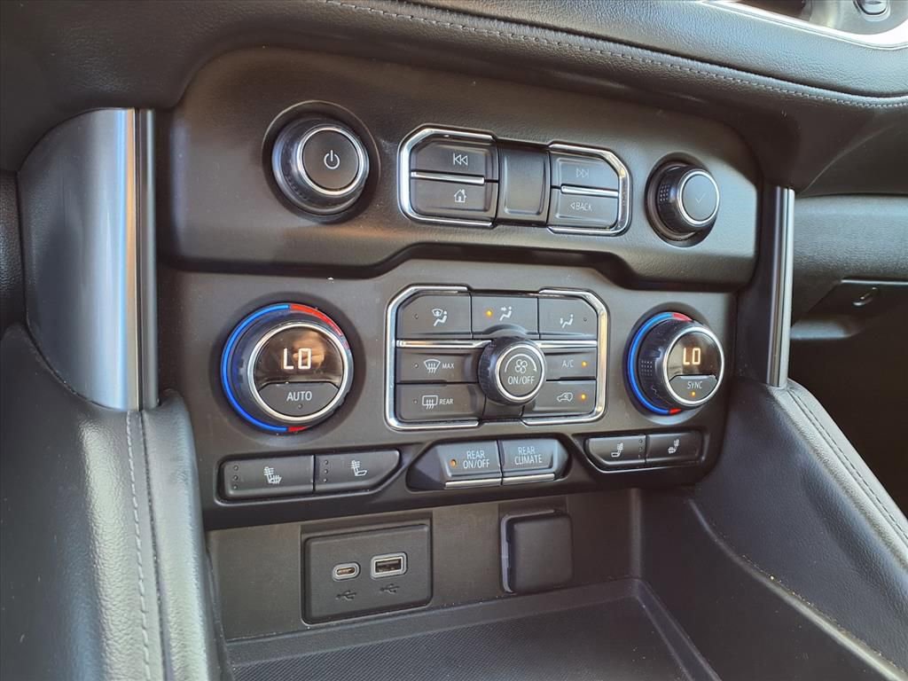 Used 2021 Chevrolet Suburban Z71 w/ Z71 Off-Road Package image 7