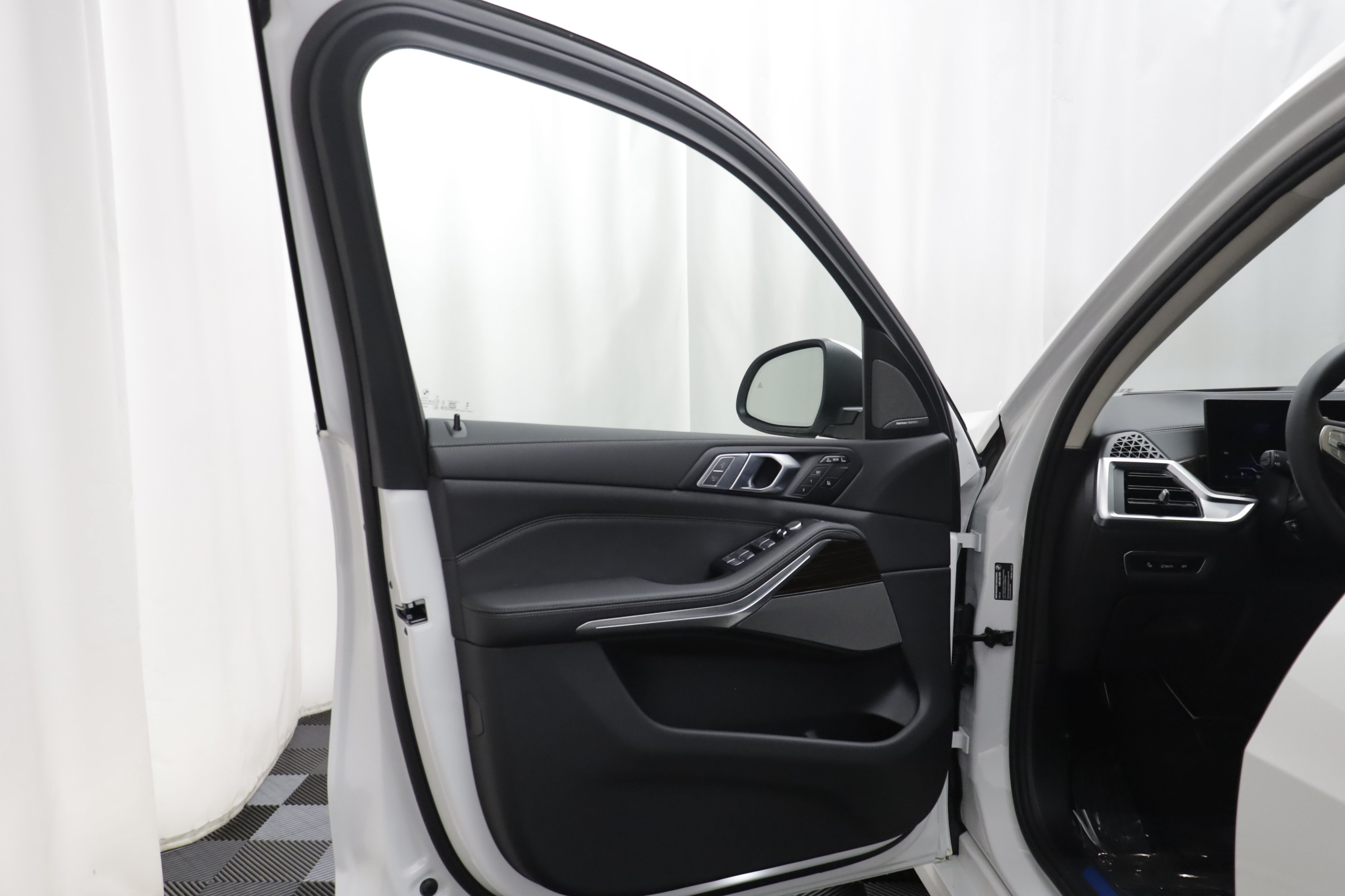New 2027 BMW X7 xDrive40i AWD/4WD image 5