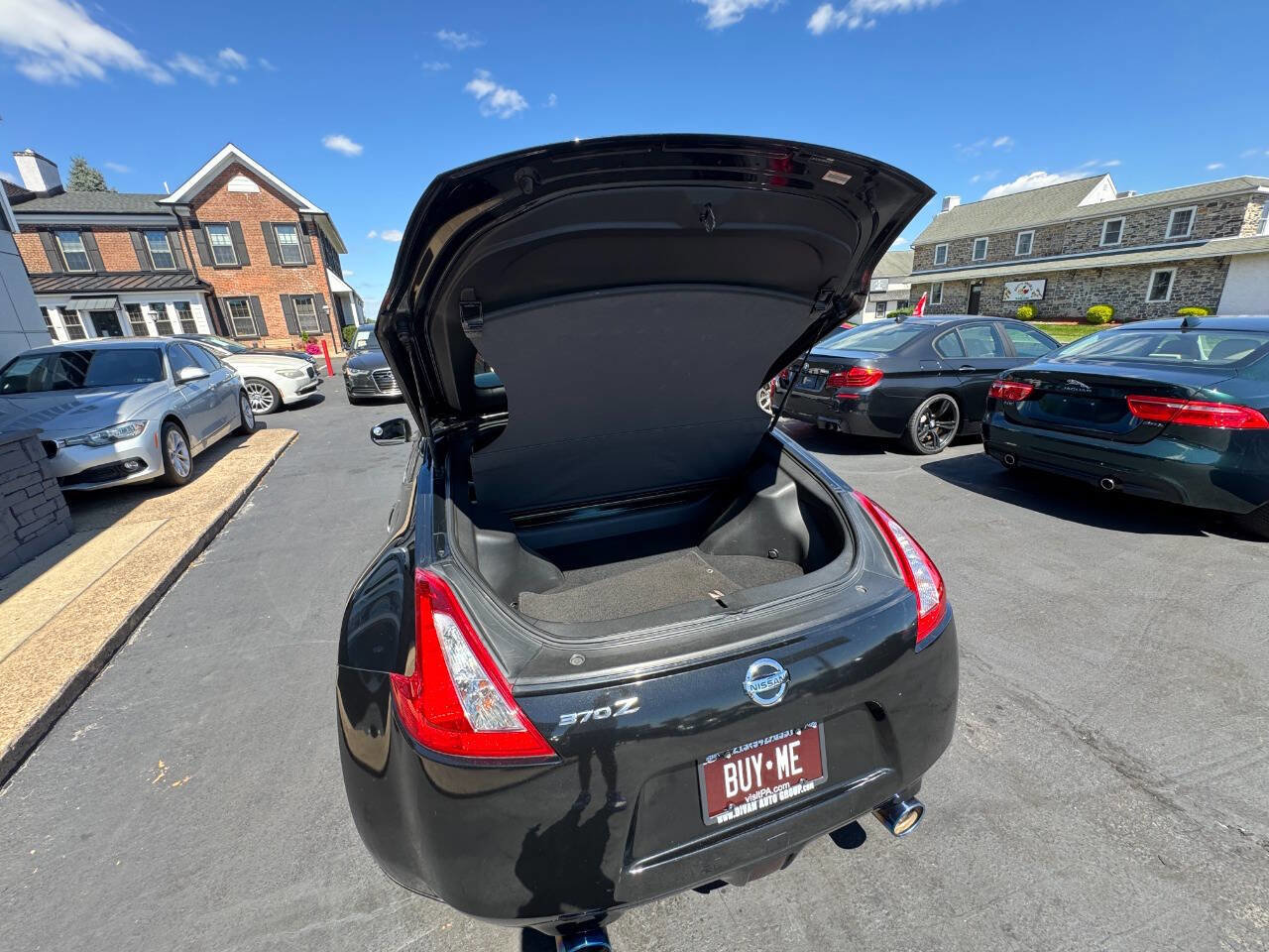 Used 2009 Nissan 370Z Touring image 23
