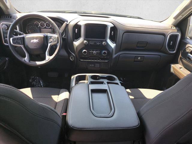 Used 2020 Chevrolet Silverado 1500 RST w/ Rally Edition RWD image 17