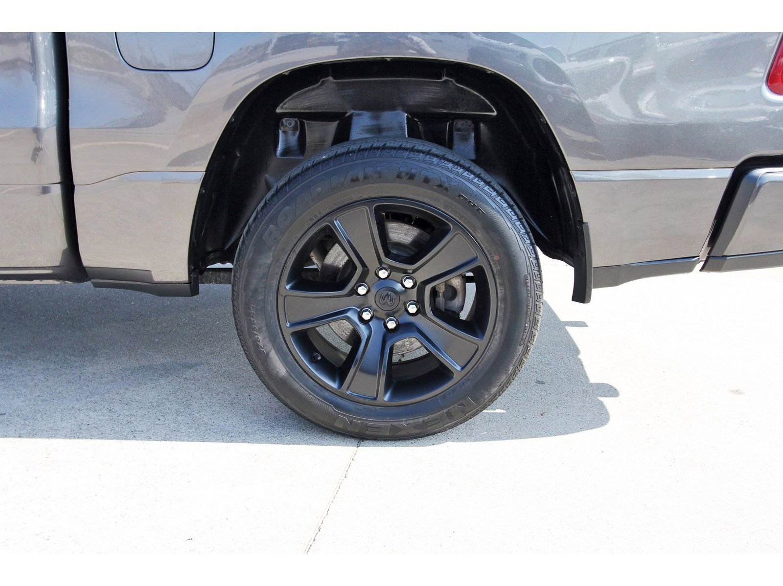 Used 2022 RAM 1500 Big Horn AWD/4WD image 32