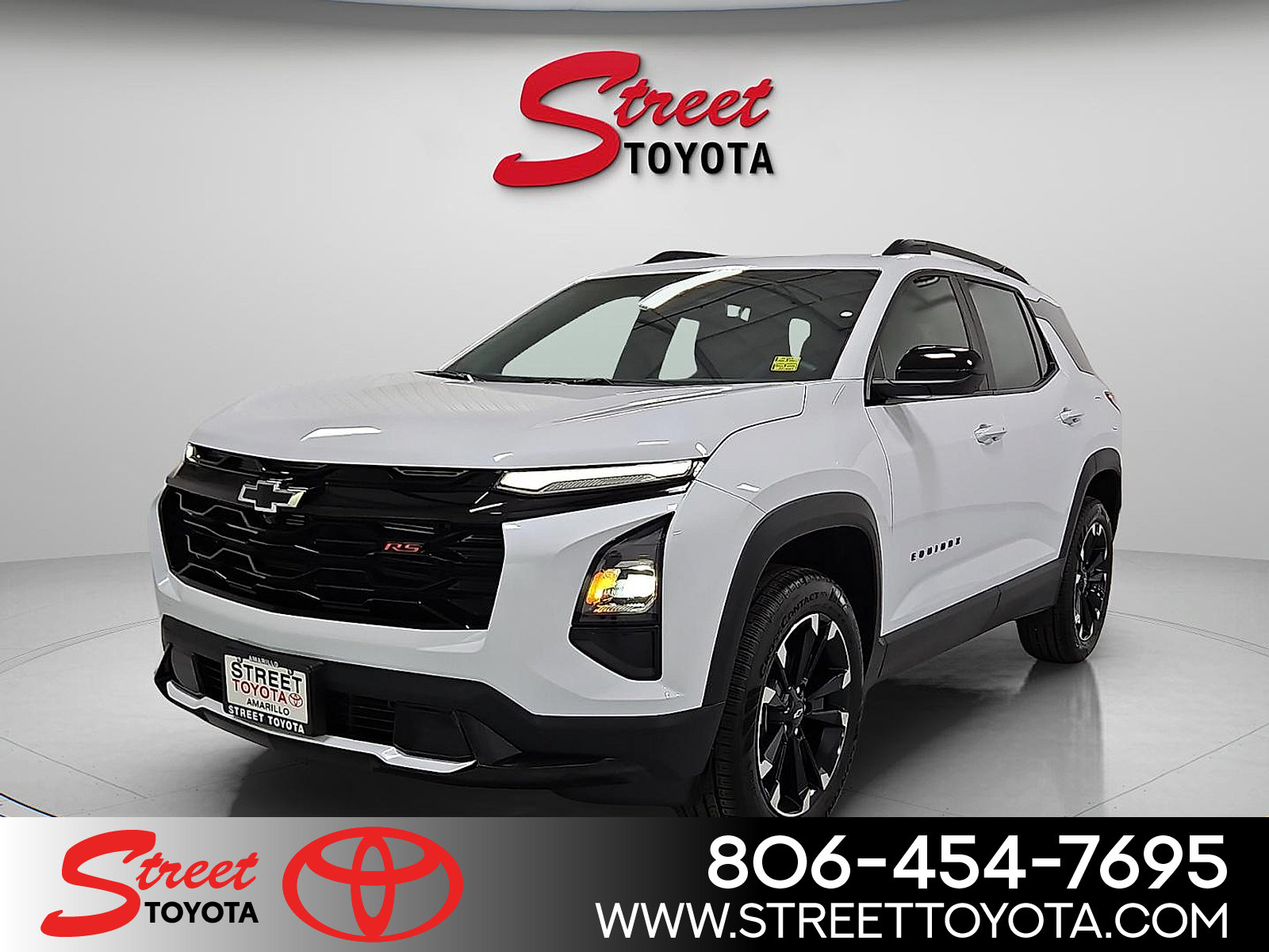 Used 2026 Chevrolet Equinox RS FWD image 1