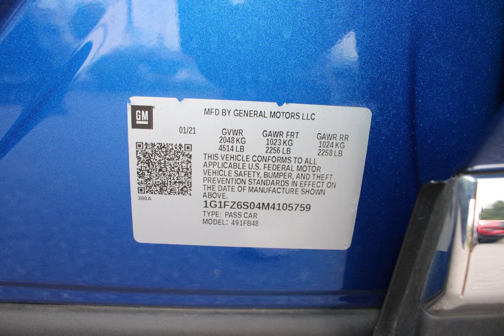 Used 2021 Chevrolet Bolt Premier w/ Infotainment Package FWD image 34