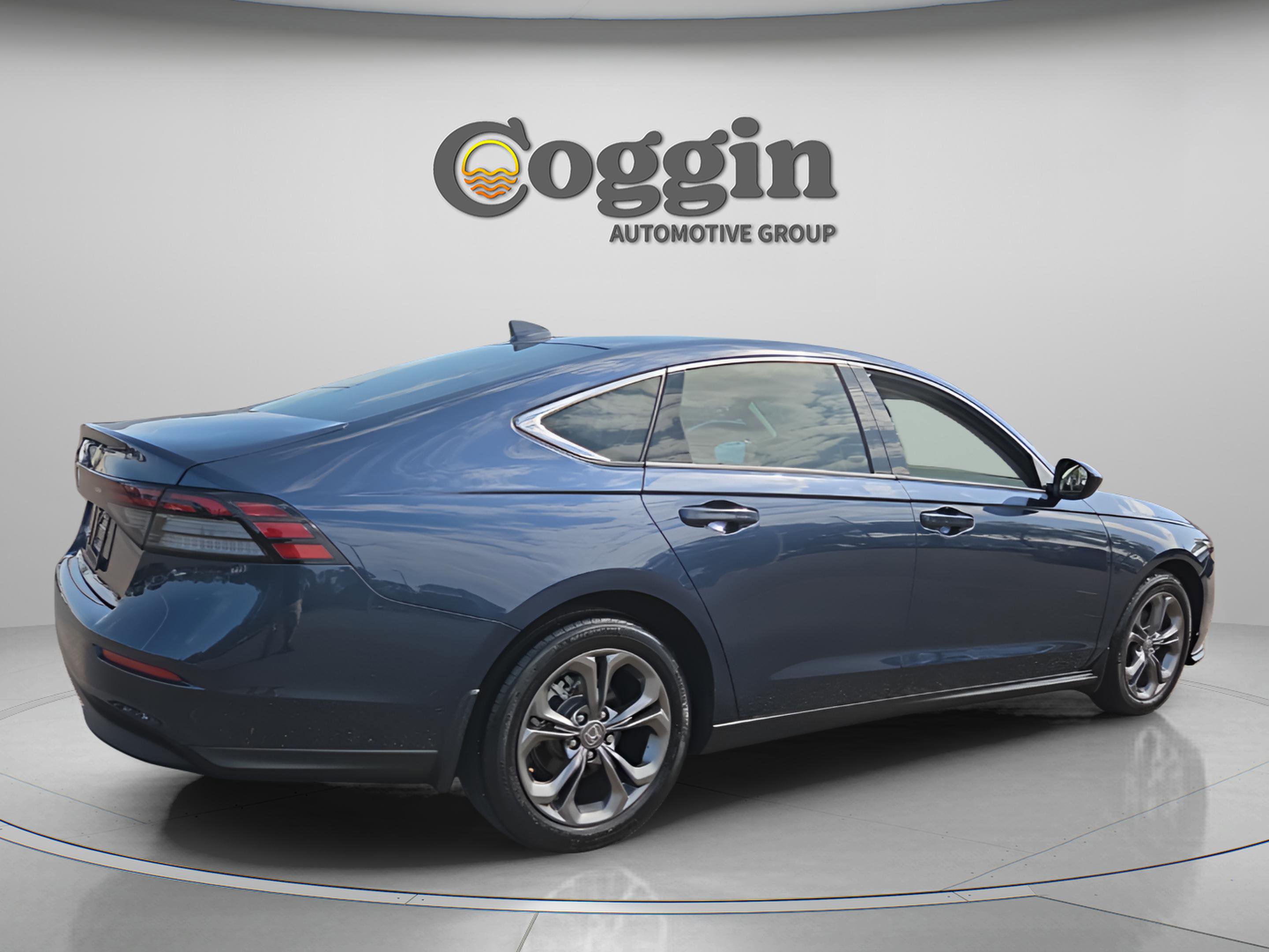 Used 2023 Honda Accord EX image 5