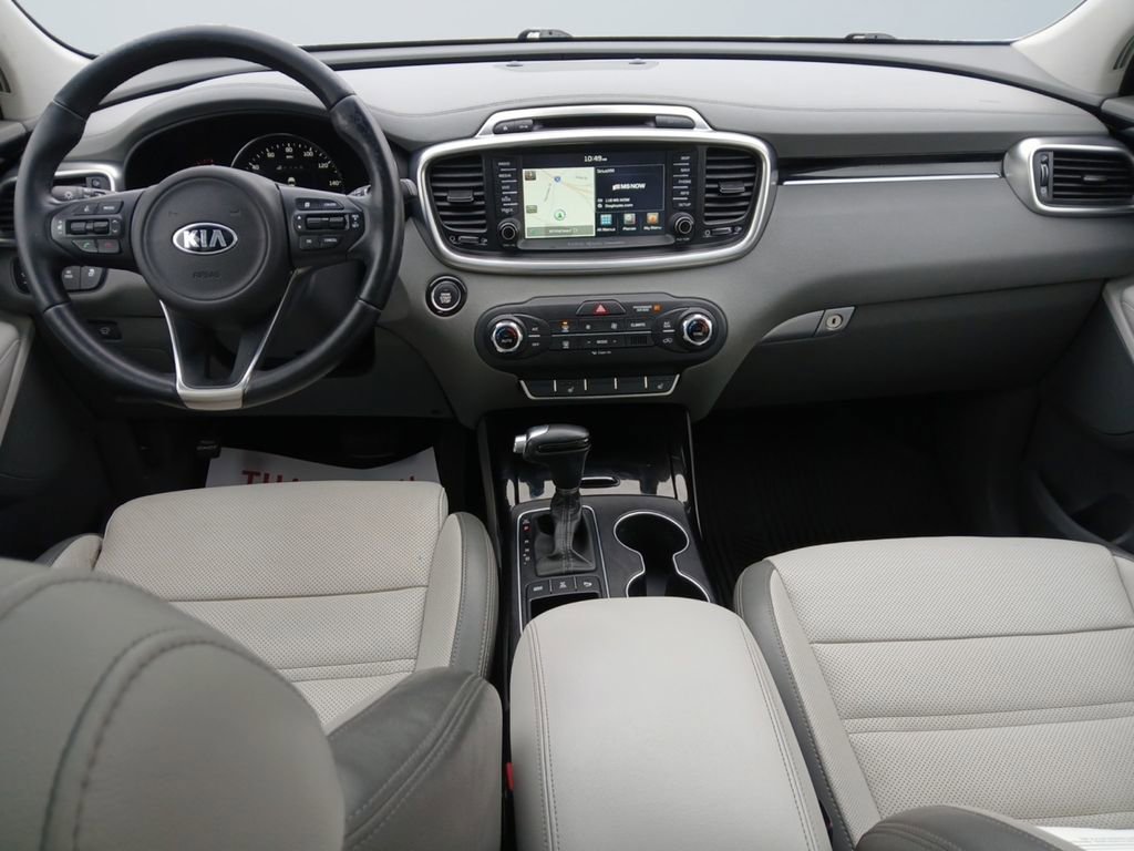 Used 2016 Kia Sorento SX image 10
