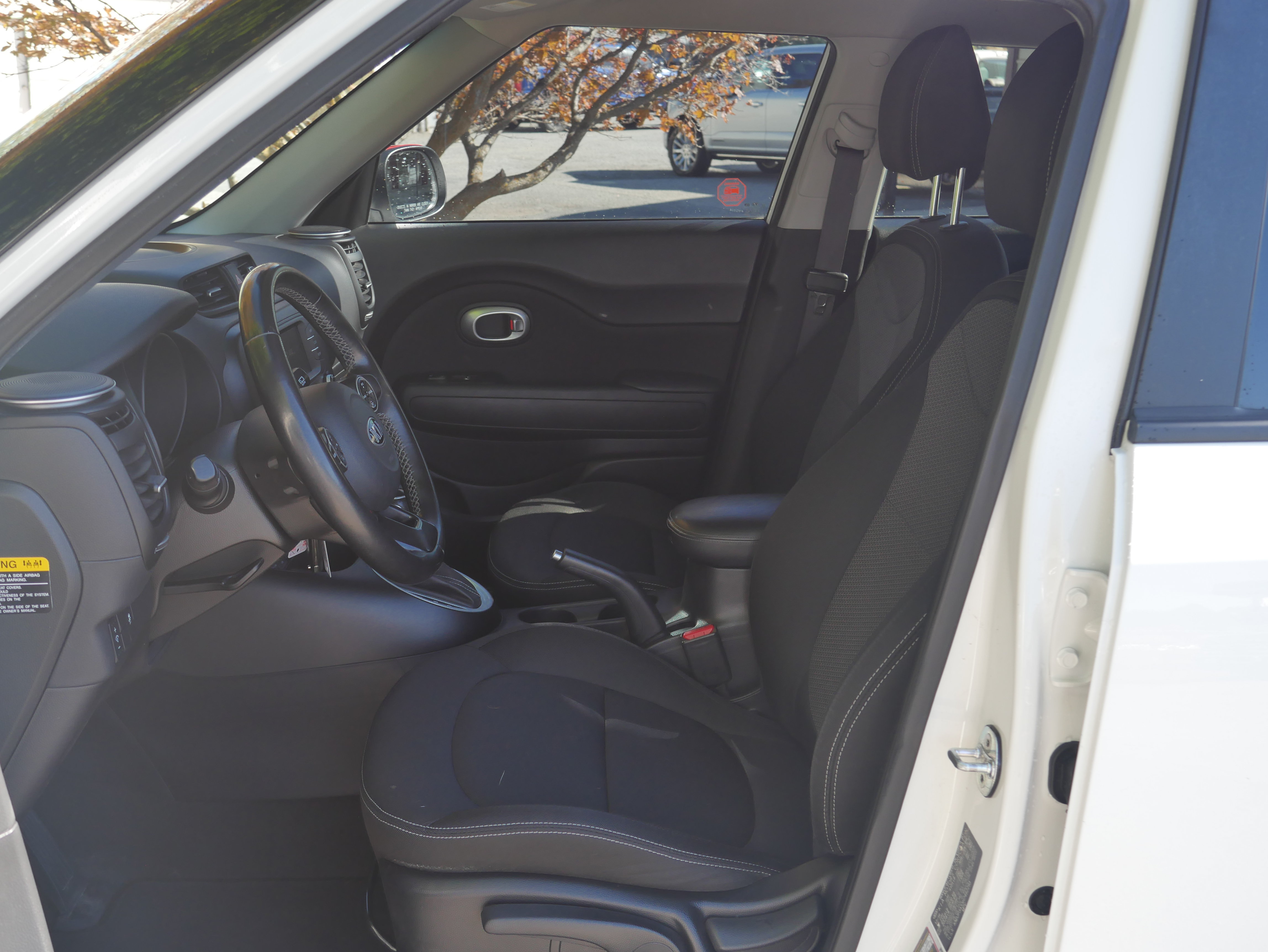 Used 2017 Kia Soul + w/ Designer's Package FWD image 3