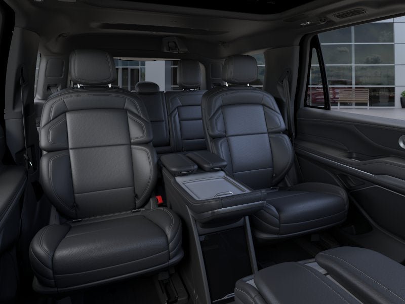 New 2026 Lincoln Navigator Reserve AWD/4WD image 11