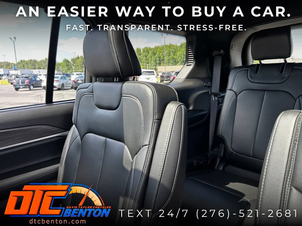 Used 2025 Jeep Grand Cherokee L Limited w/ Luxury Tech Group II AWD/4WD image 24
