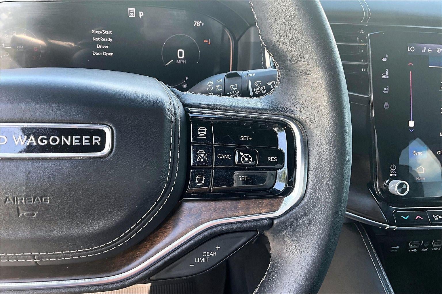 Used 2023 Jeep Grand Wagoneer L Series II AWD/4WD image 18