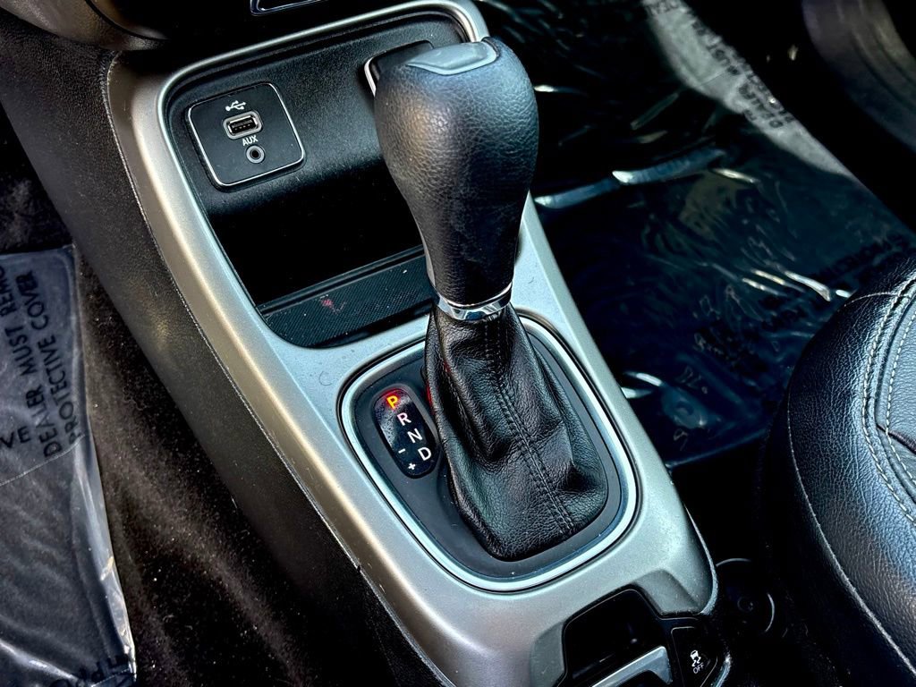 Used 2018 Jeep Compass Sport image 19