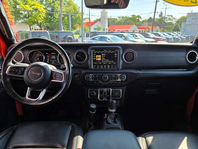 Used 2019 Jeep Wrangler Unlimited Sahara w/ Dual Top Group AWD/4WD image 3