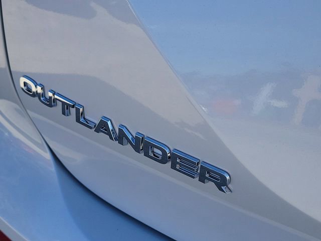 New 2026 Mitsubishi Outlander SEL image 10