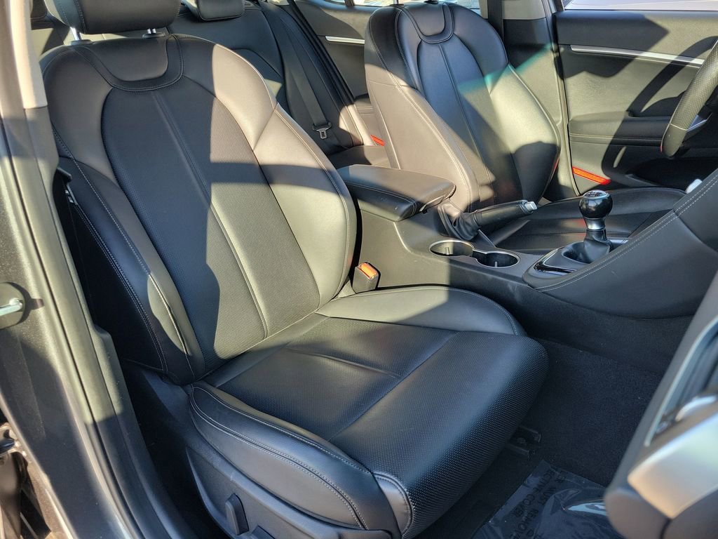 Used 2019 Genesis G70 2.0T Sport image 20