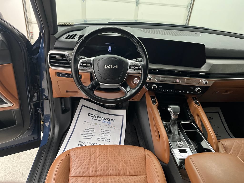 Used 2023 Kia Telluride EX X-Line AWD/4WD image 16