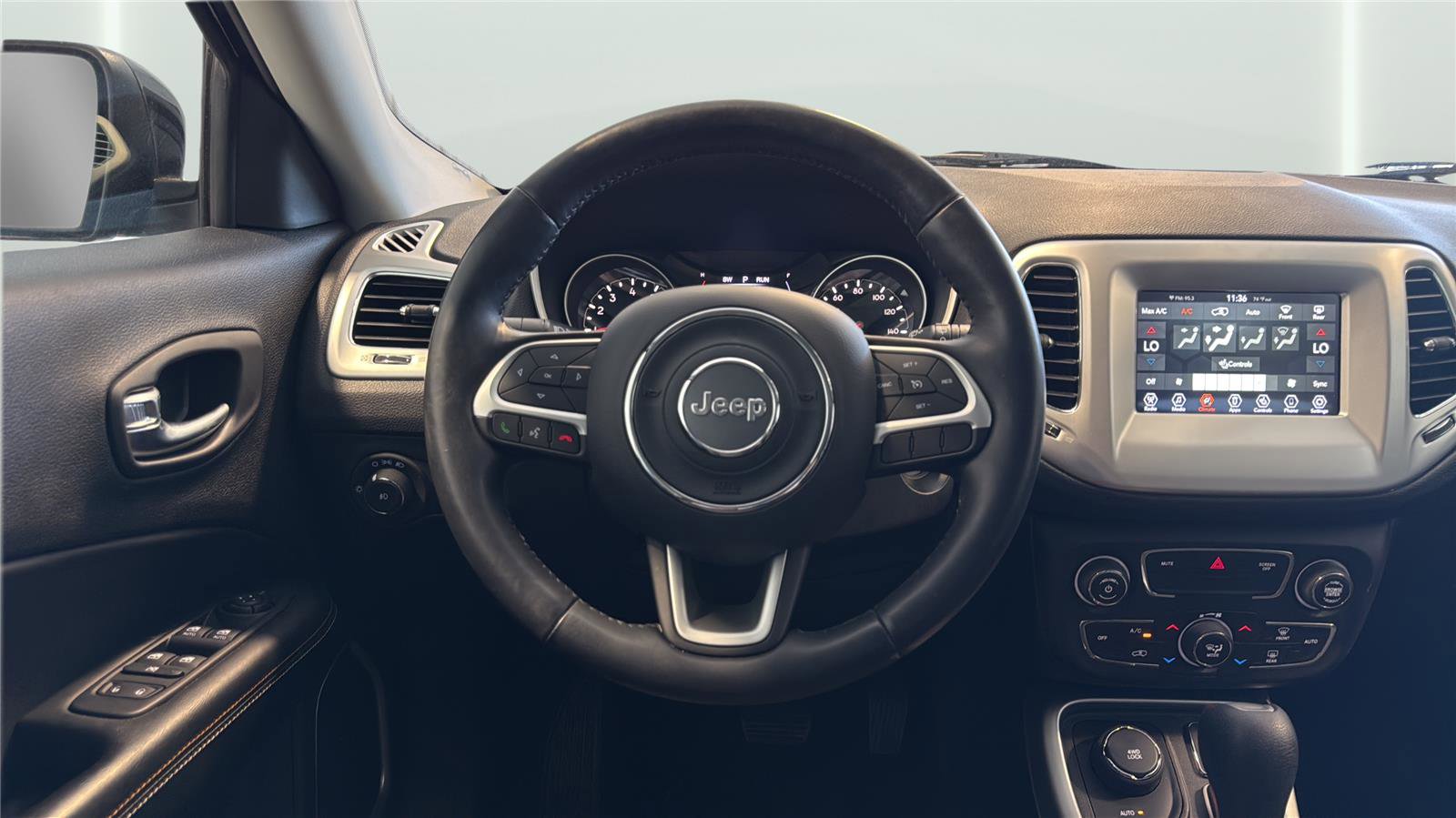 Used 2019 Jeep Compass Sport AWD/4WD image 12