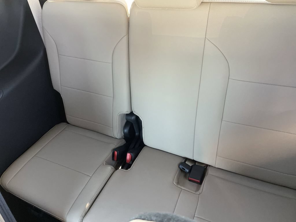 New 2026 Buick Enclave Preferred w/ Super Cruise Package FWD image 35