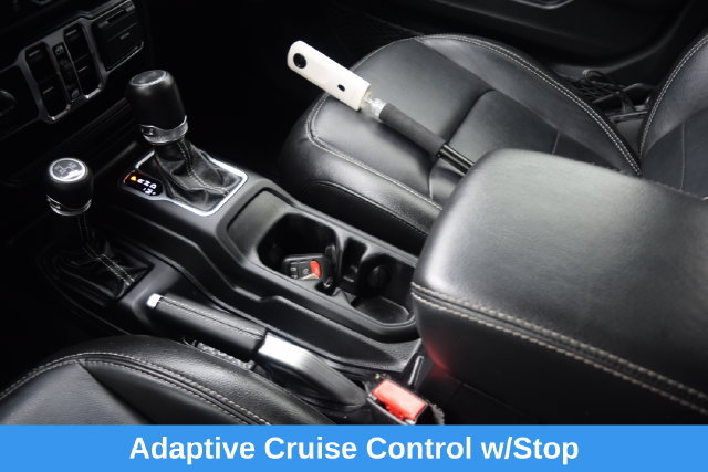 Used 2021 Jeep Wrangler Unlimited Sahara w/ Cold Weather Group AWD/4WD image 13
