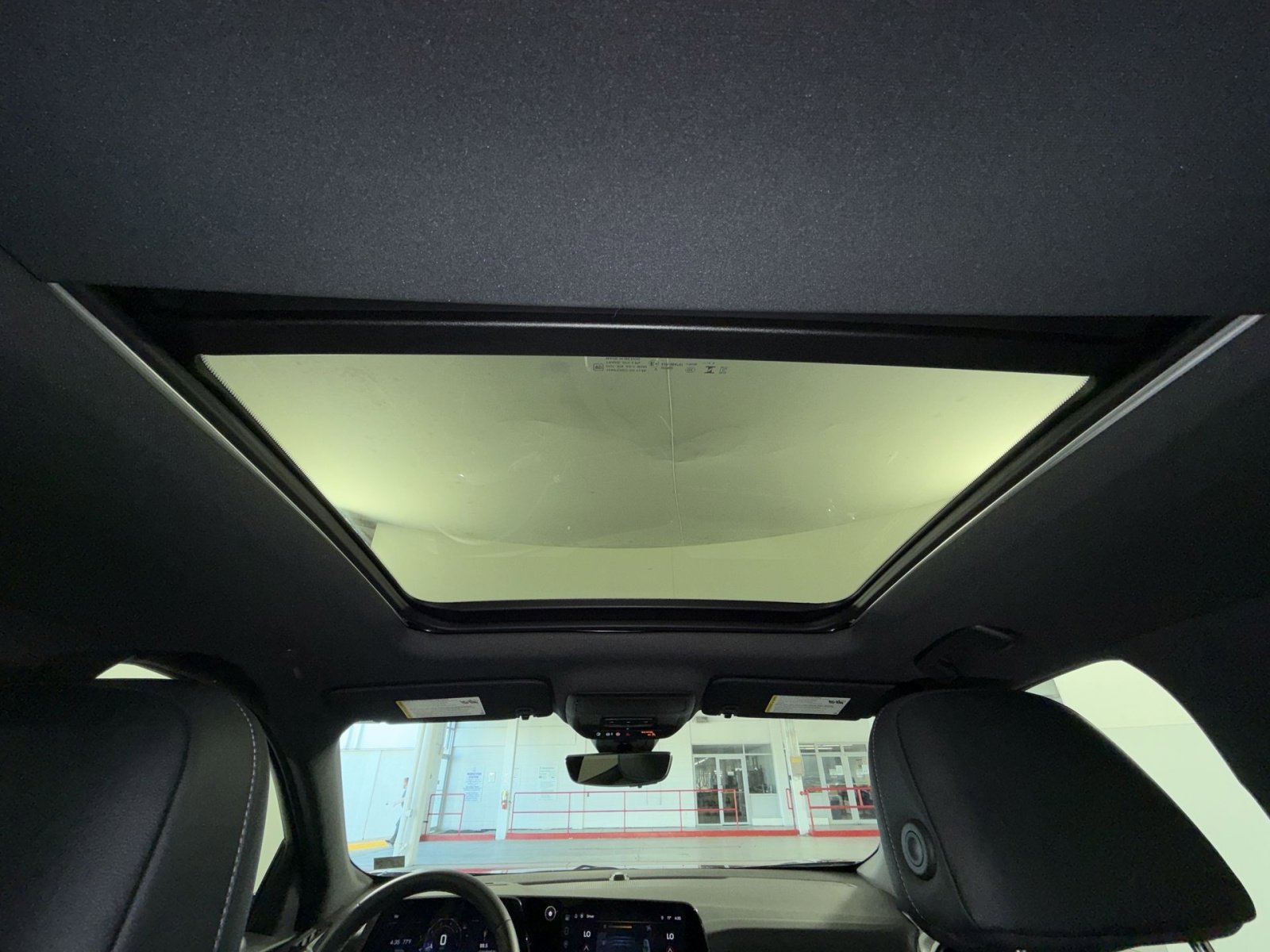 Used 2026 Chevrolet Equinox LT w/ Convenience Package II image 24