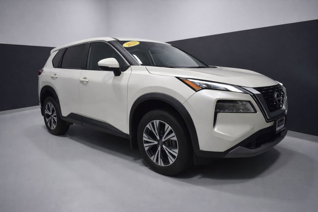 Certified 2023 Nissan Rogue SV image 7