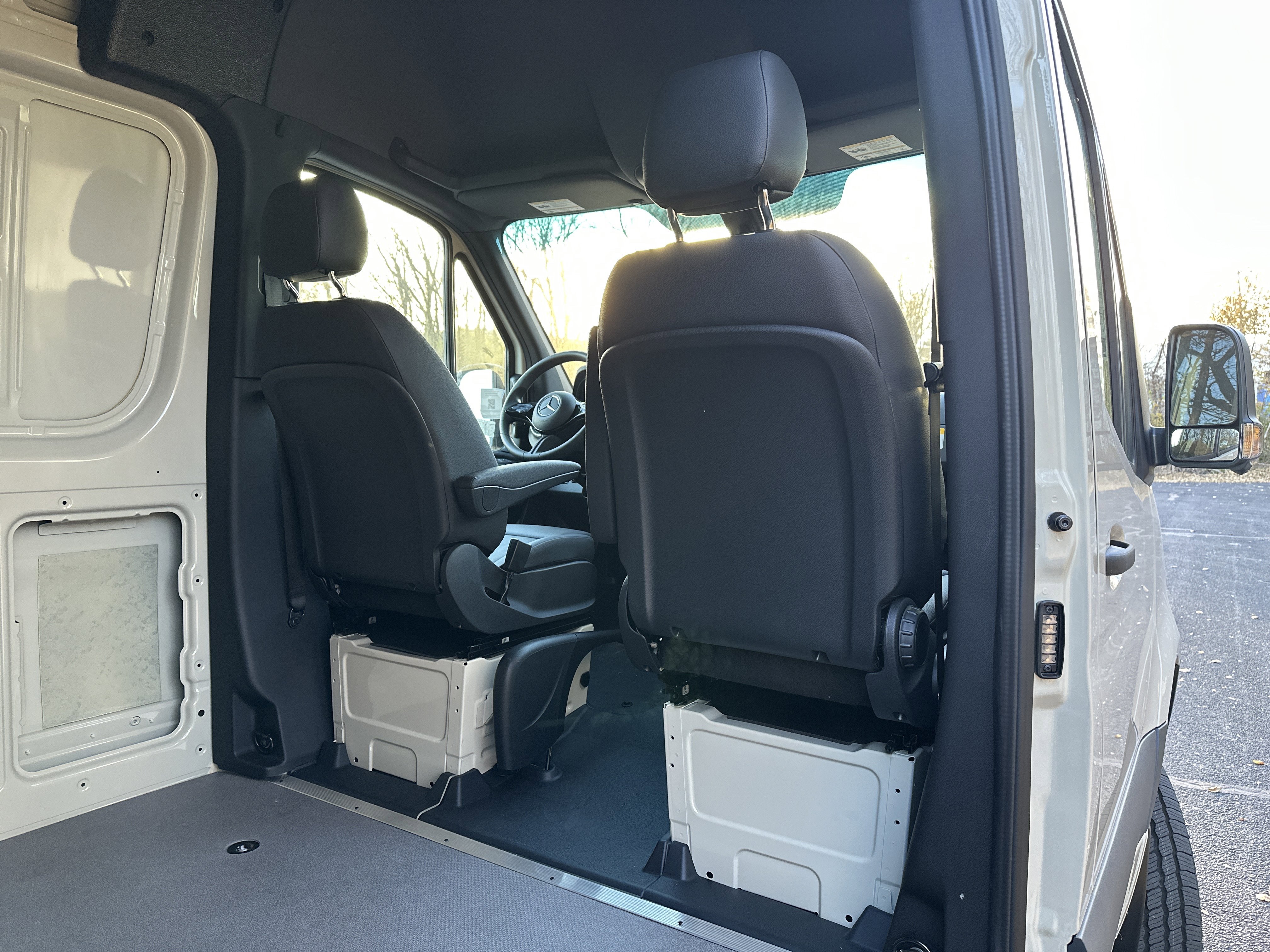 New 2025 Mercedes-Benz Sprinter 2500 image 9