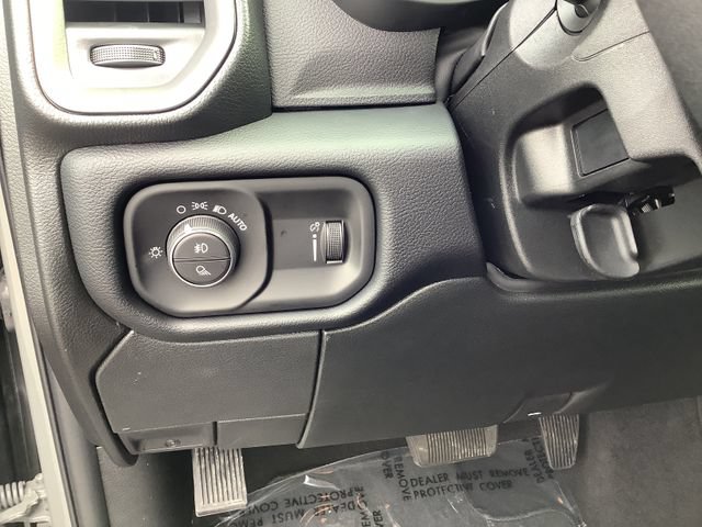 New 2026 RAM 2500 Big Horn AWD/4WD image 15