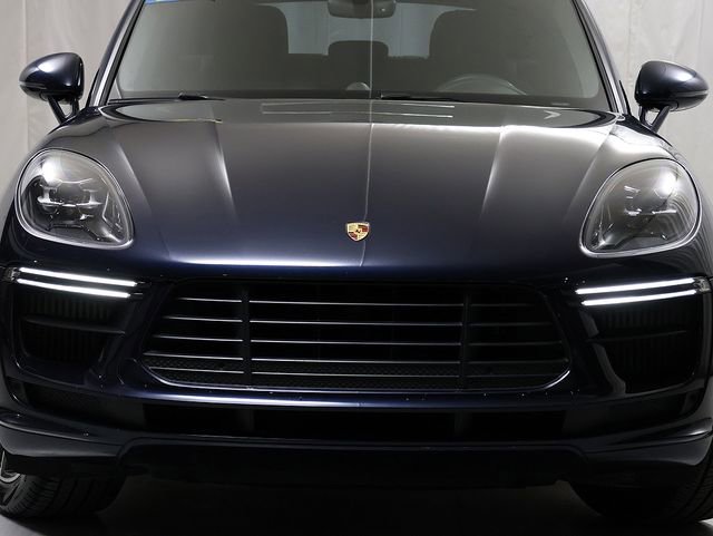 Used 2020 Porsche Macan Turbo image 6