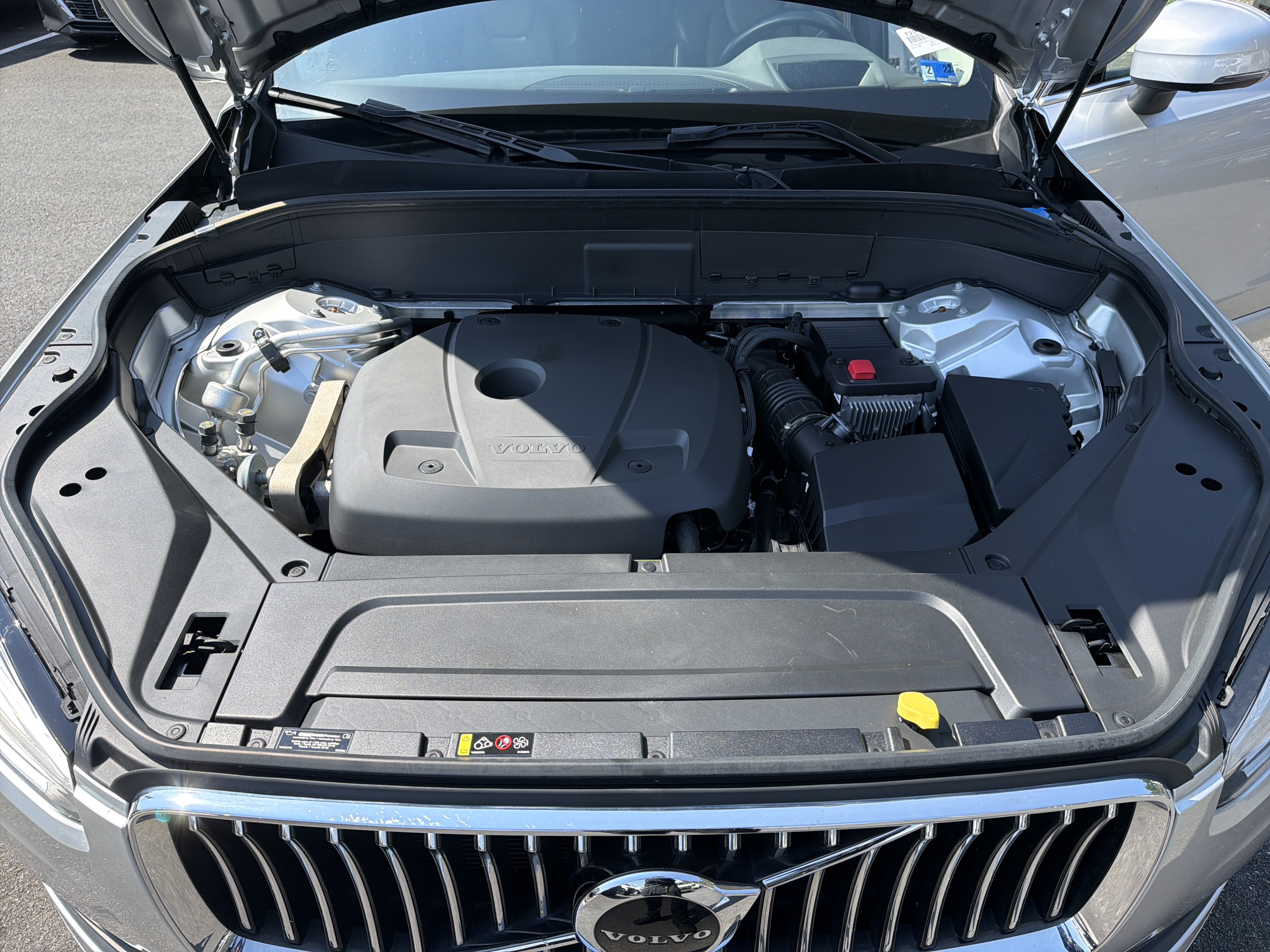 Used 2021 Volvo XC90 T6 Momentum w/ Advanced Package AWD/4WD image 36