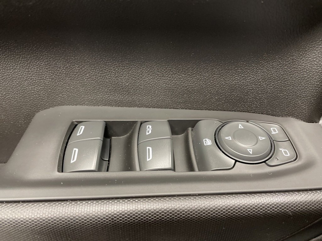 Used 2022 Chevrolet Silverado 1500 Custom image 26