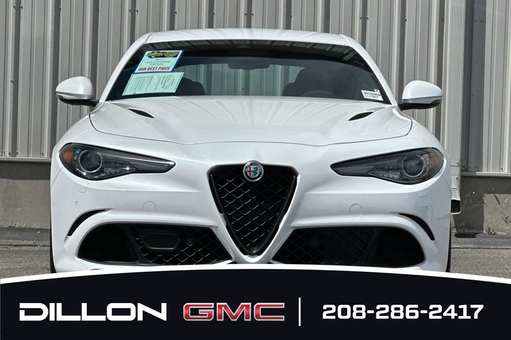 Used 2017 Alfa Romeo Giulia Quadrifoglio RWD image 9