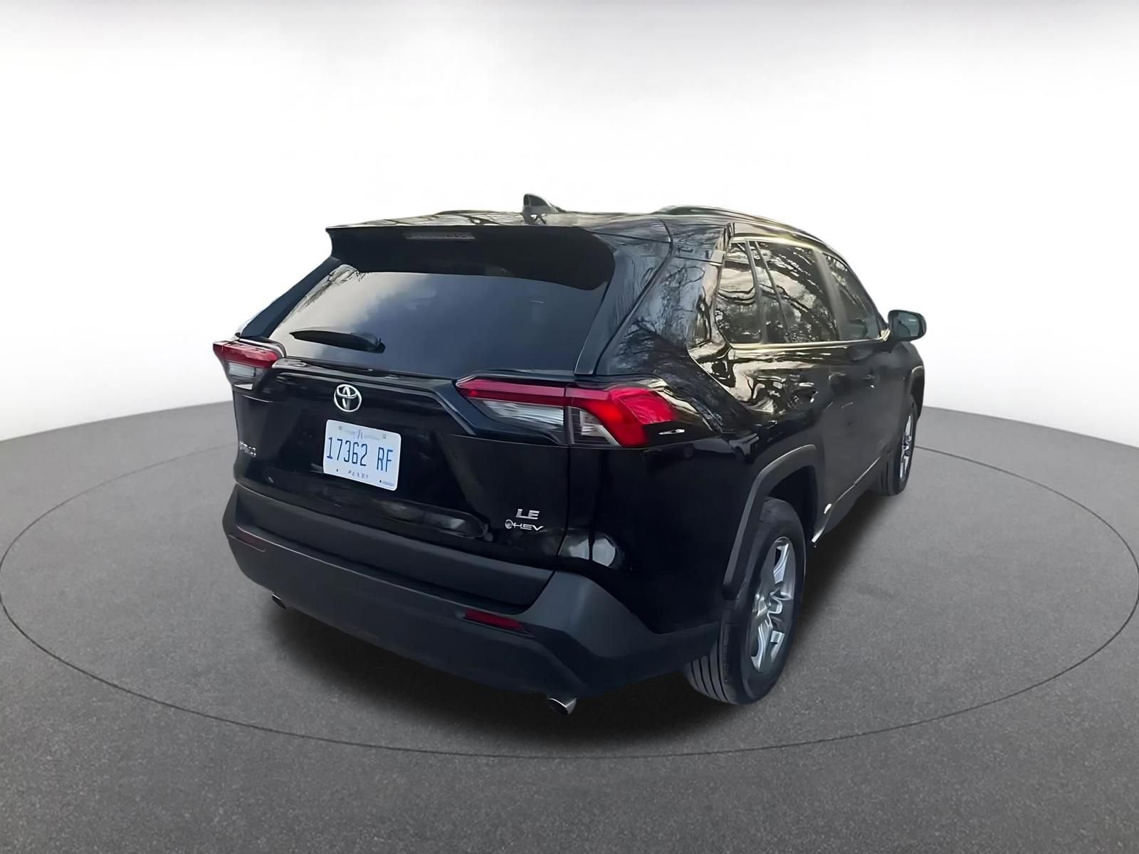 Used 2025 Toyota RAV4 LE AWD/4WD image 14