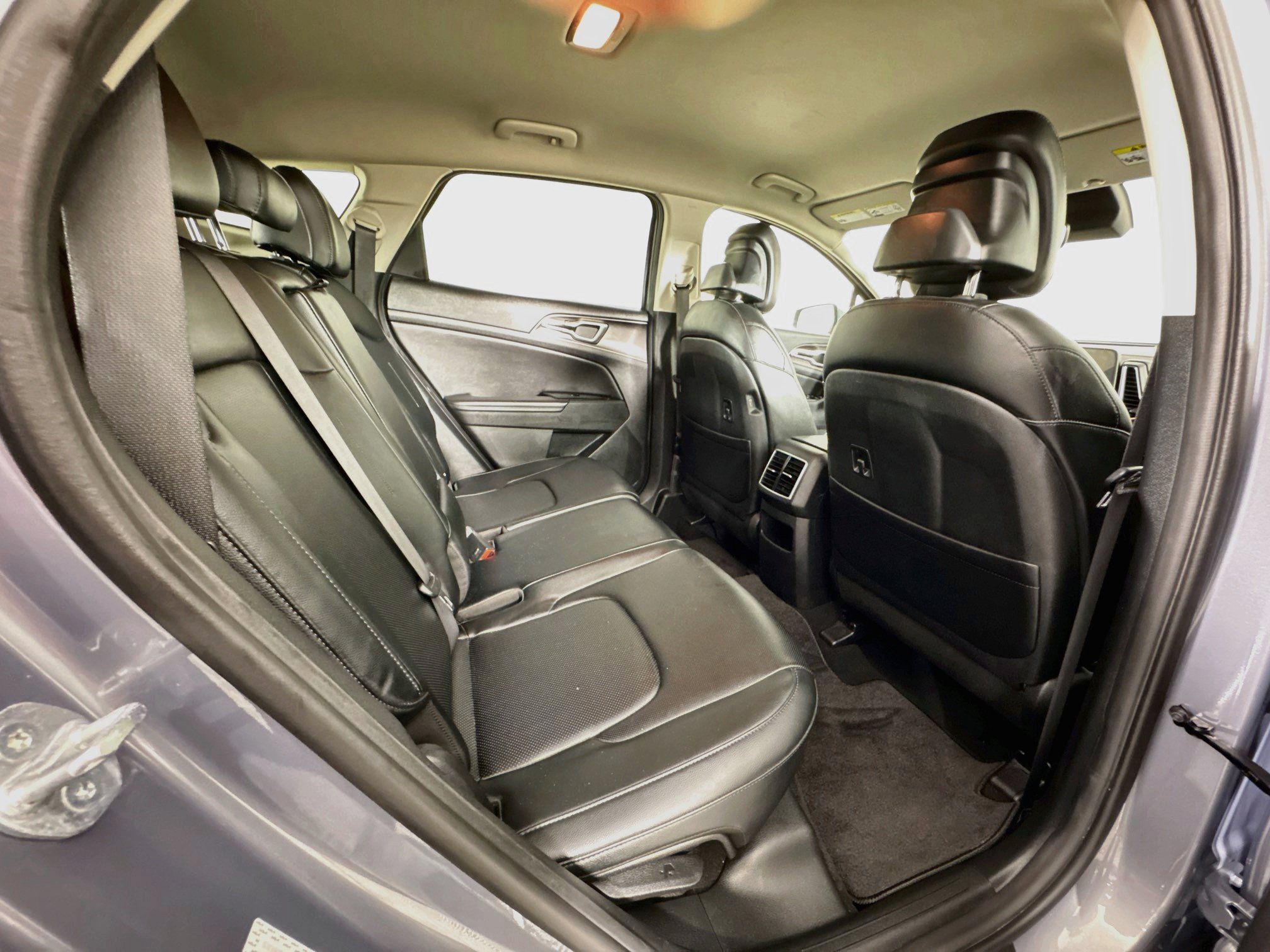 Used 2024 Kia Sportage EX FWD image 43