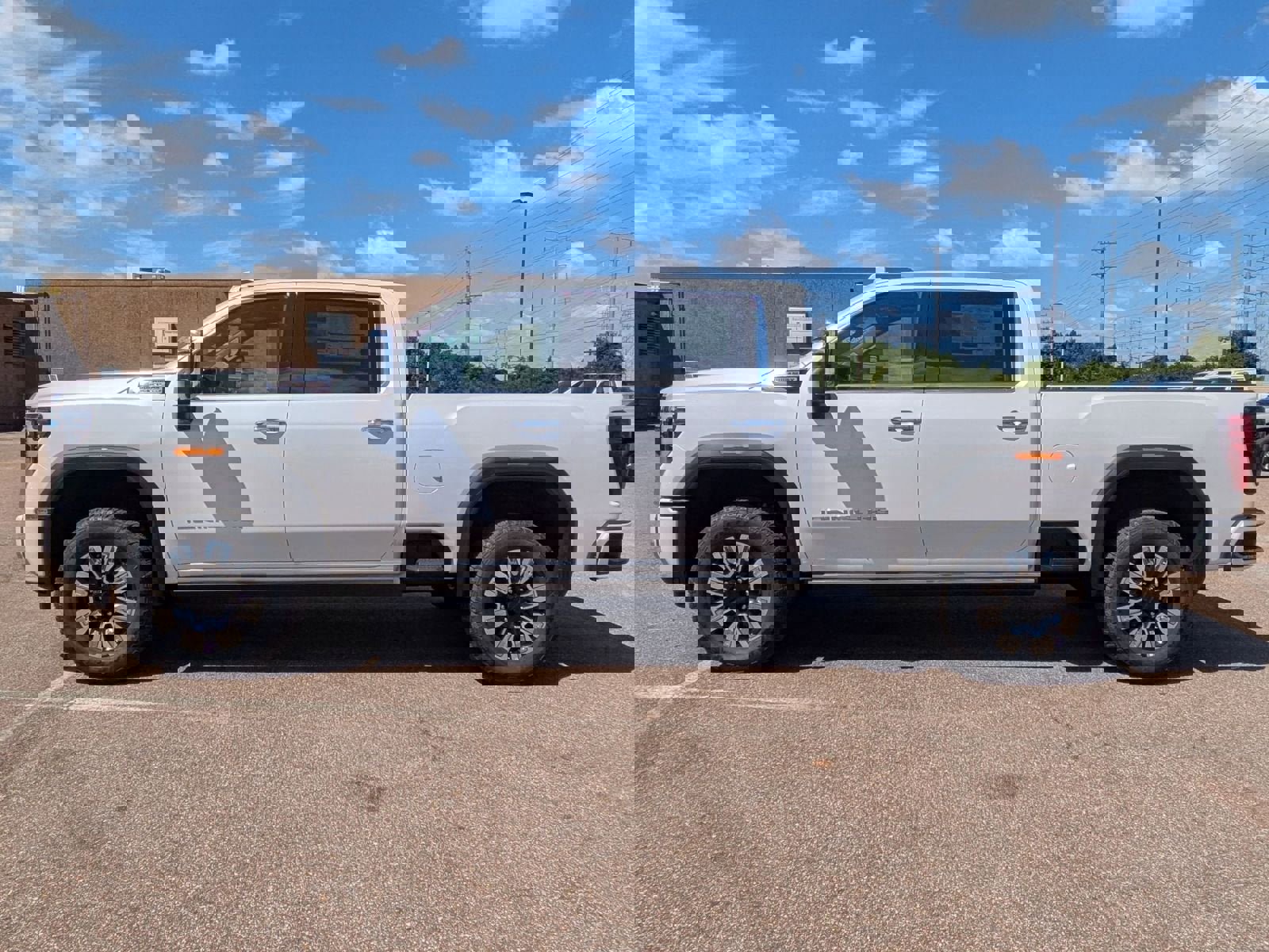 New 2025 GMC Sierra 2500 Denali w/ Denali Reserve Package image 2