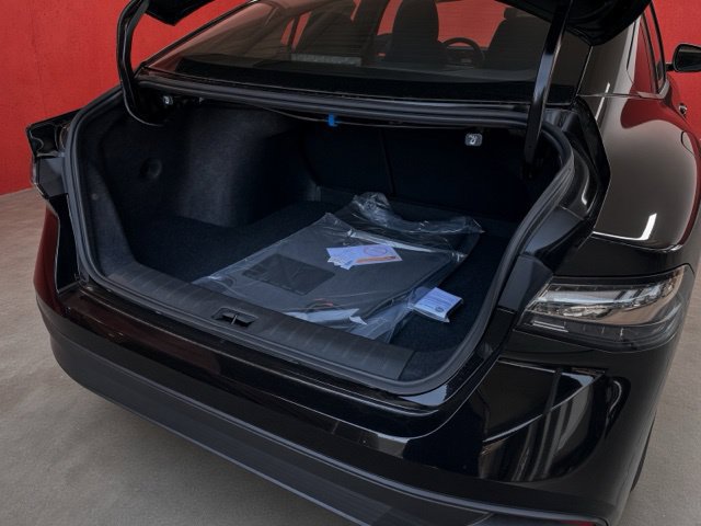 New 2027 Nissan Sentra SV w/ Floor Mat Package FWD image 8