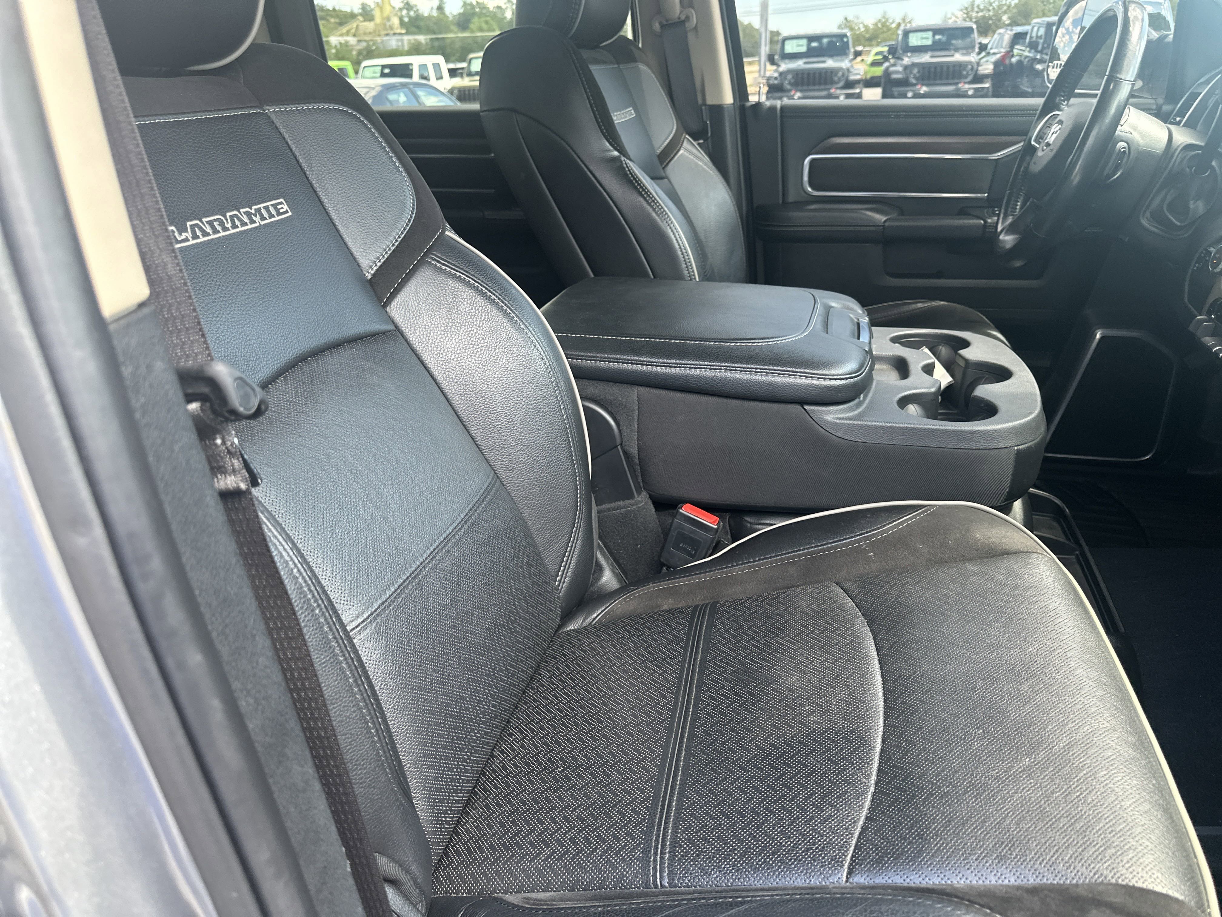 Used 2022 RAM 2500 Laramie image 32