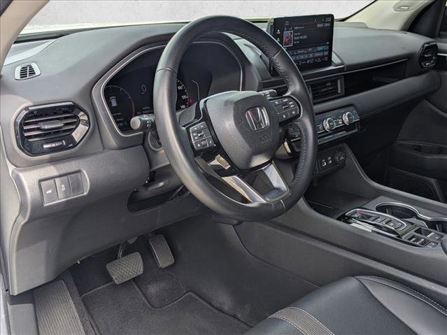 Used 2024 Honda Pilot Touring image 10