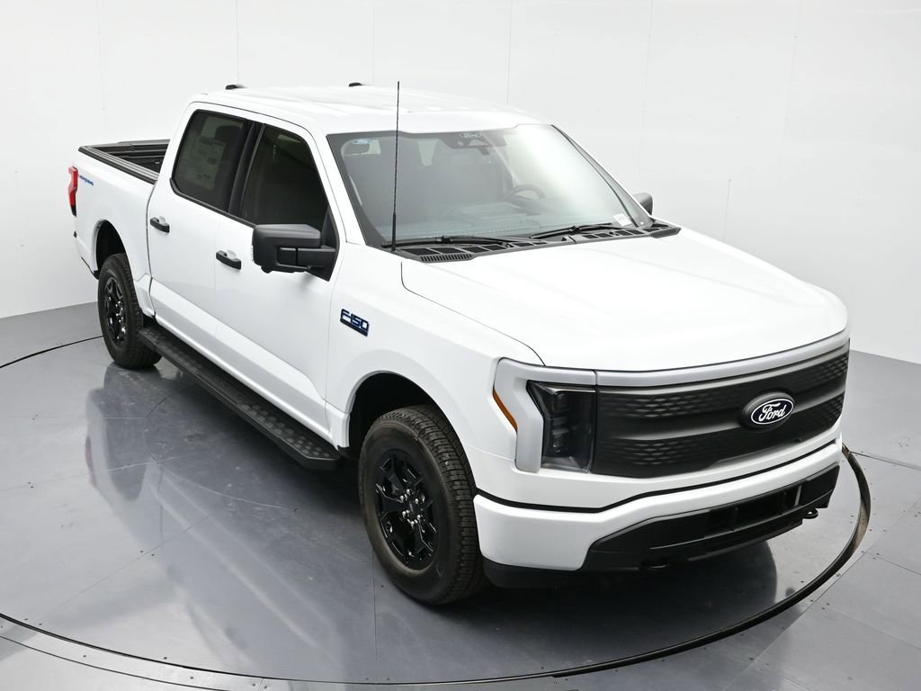 New 2025 Ford F150 Lightning XLT AWD/4WD image 33
