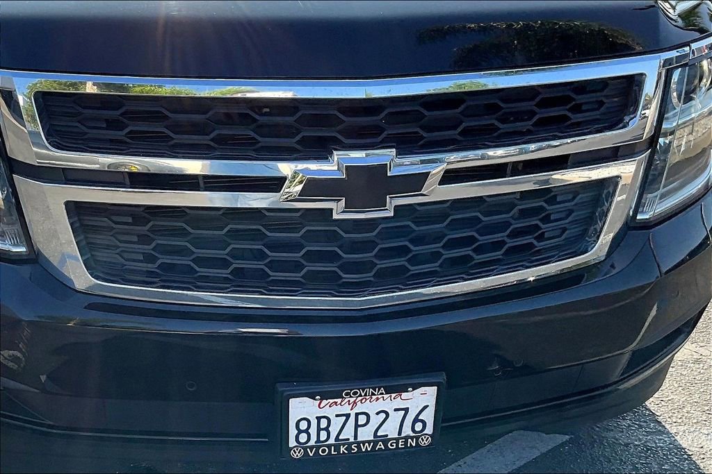 Used 2018 Chevrolet Tahoe LT w/ Luxury Package RWD image 32