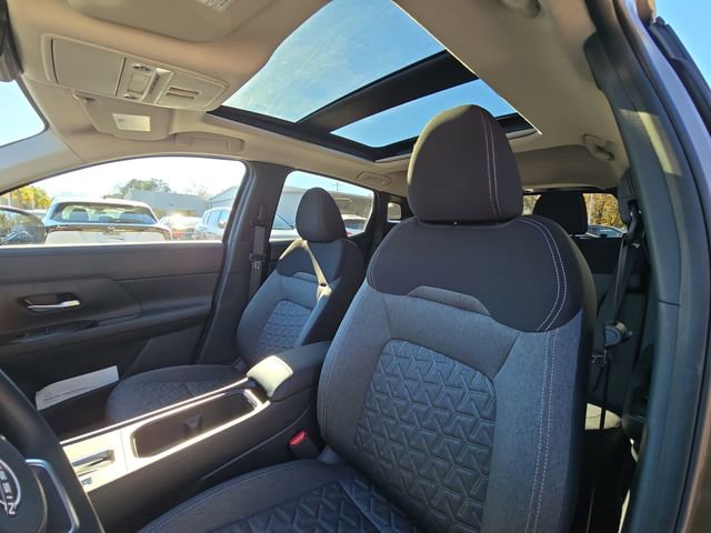 New 2026 Nissan Kicks SV w/ SV Premium Package image 13